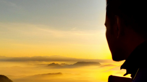 Not outwardly looking but inwardly seeing